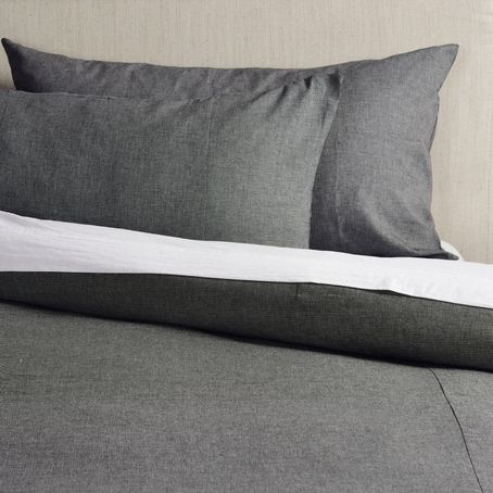 duvet-gris-plisado duvet-gris-plisado
